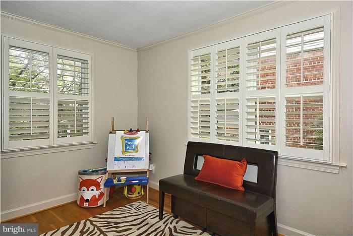 410 Mansfield Road Silver Spring, MD 20910 - Photo 12 of 28 Interior (General)