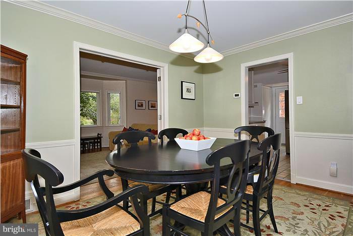 410 Mansfield Road Silver Spring, MD 20910 - Photo 5 of 28 Dining Room
