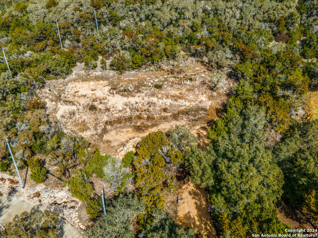 14465 Chinquapin Helotes, TX 78023 - Photo 7 of 13