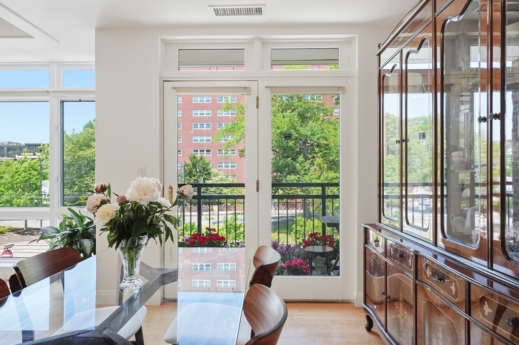 1601 Beacon Street, Unit 302 Brookline, MA 02446 - Photo 7 of 29