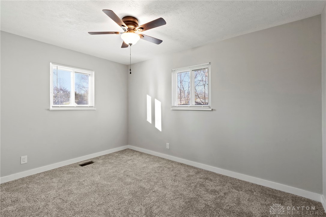 2942 Lantz Road Beavercreek, OH 45434 - Photo 19 of 34