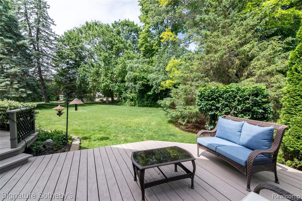 576 Ten Point Drive Rochester Hills, MI 48309 - Photo 38 of 51