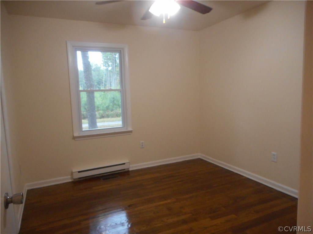 21469 Cabin Point Road Disputanta, VA 23842 - Photo 6 of 12 Bedroom and all bedrooms have ceiling fans.