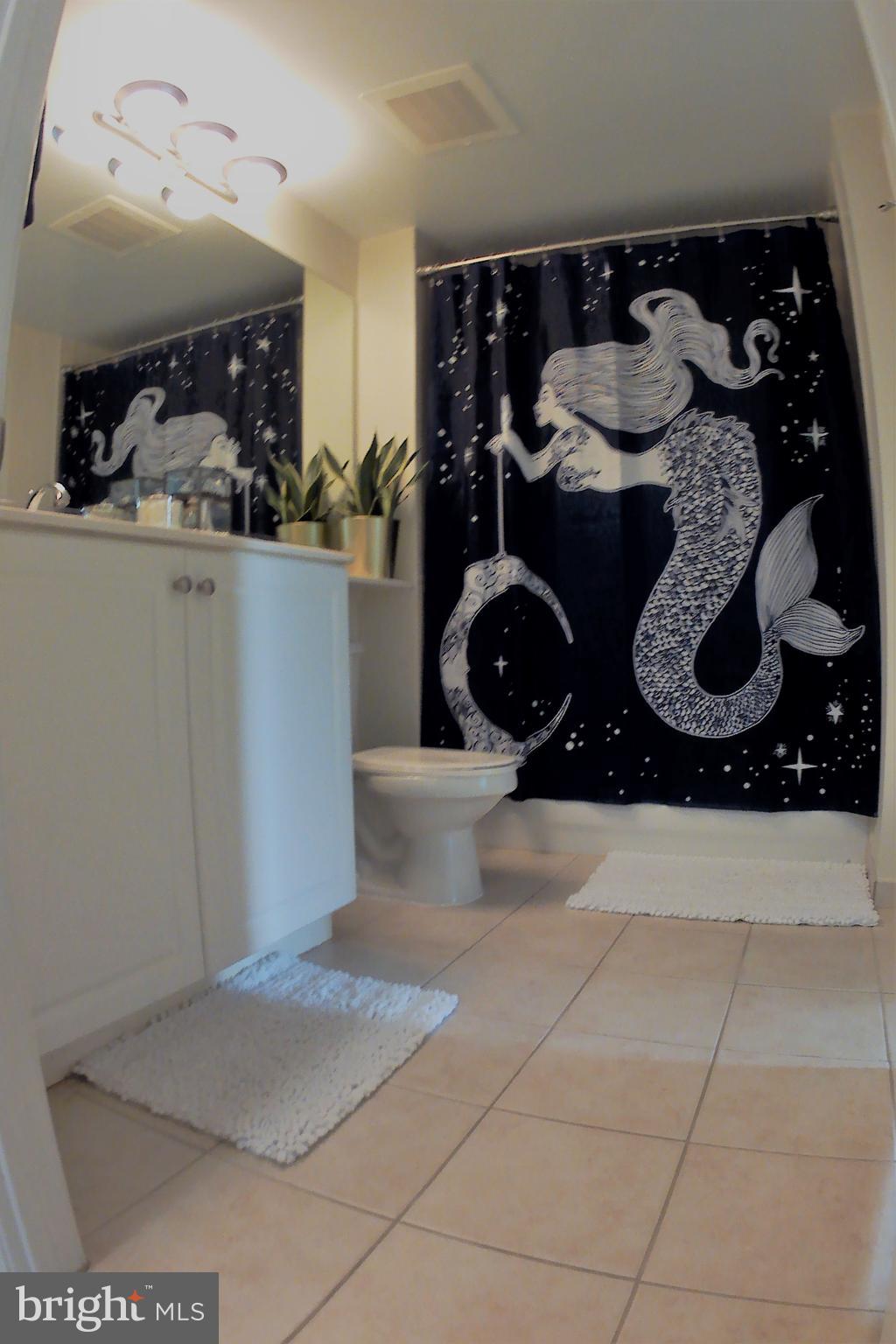 851 North Glebe Road, Unit 403 Arlington, VA 22203 - Photo 14 of 23 Kitchen