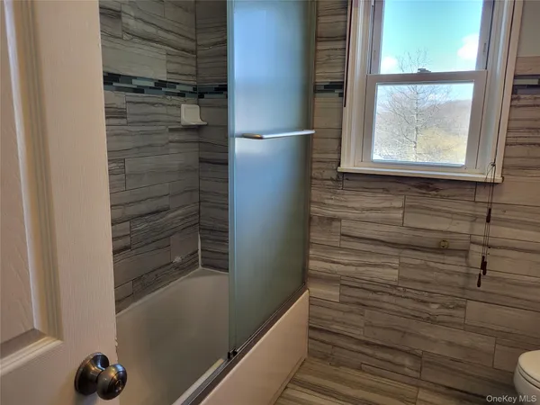 $4,000 | 20 Scott Drive, Middletown, NY 10941