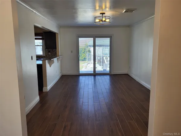 $4,000 | 20 Scott Drive, Middletown, NY 10941