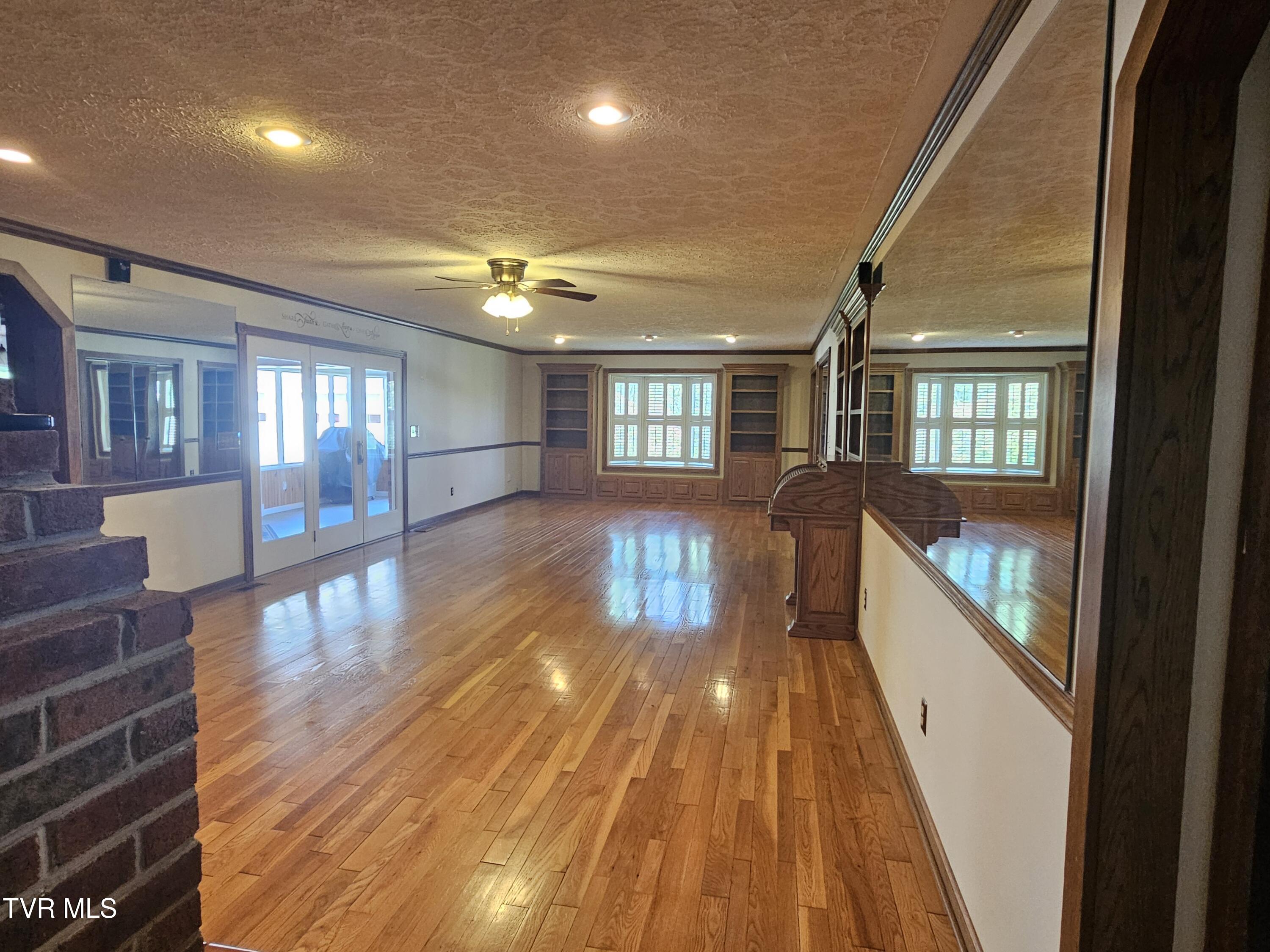 94 Ridge Road Lebanon, VA 24266 - Photo 22 of 65 Fraley120