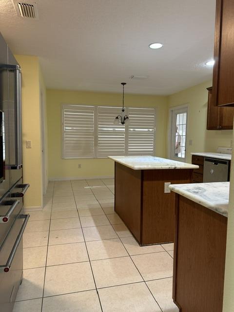 992 Ridgeland Path The Villages, FL 32162 - Photo 17 of 17 Kitchen dining area