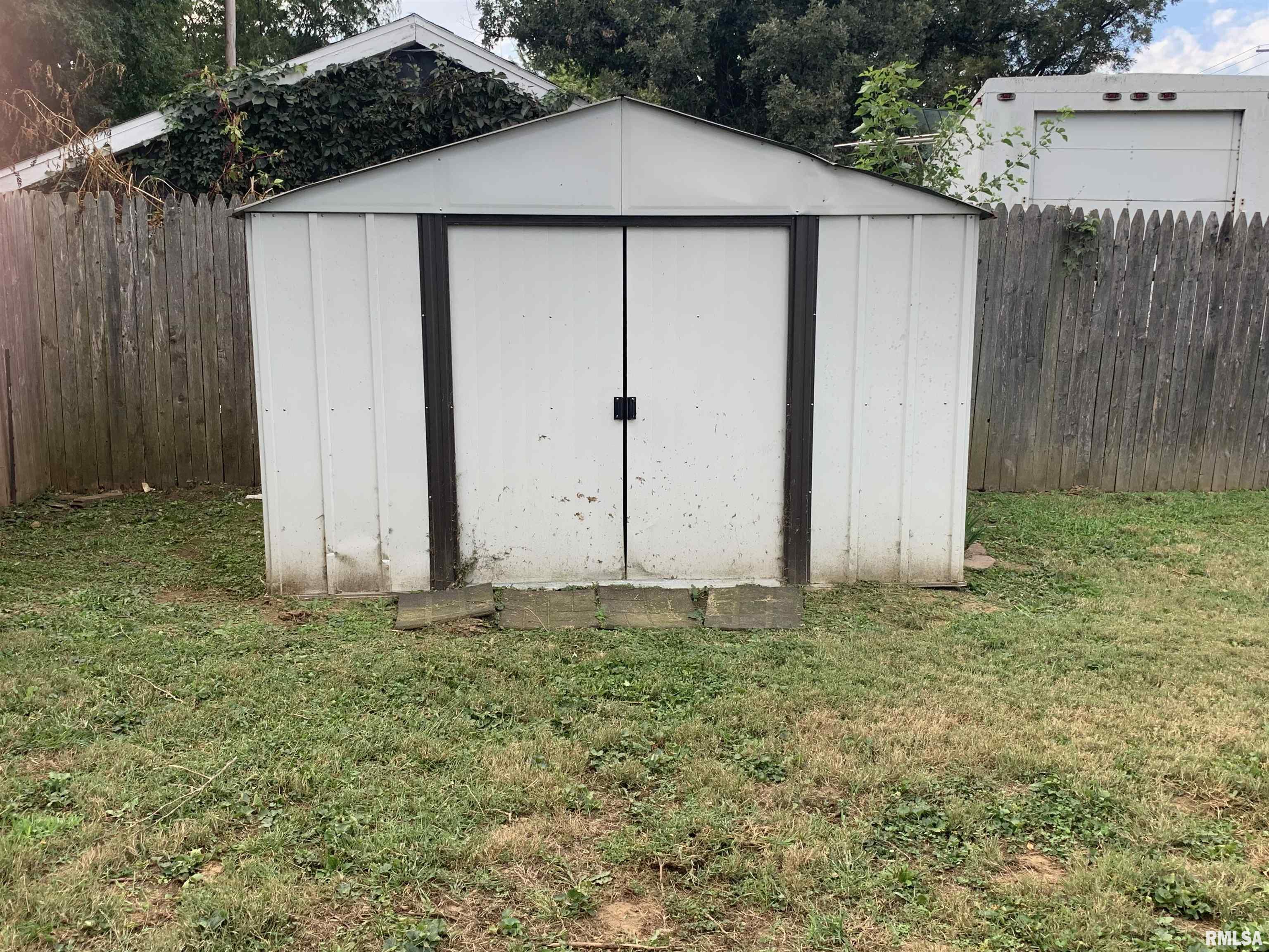 1323 South 6th Street Quincy, IL 62301 - Photo 14 of 15