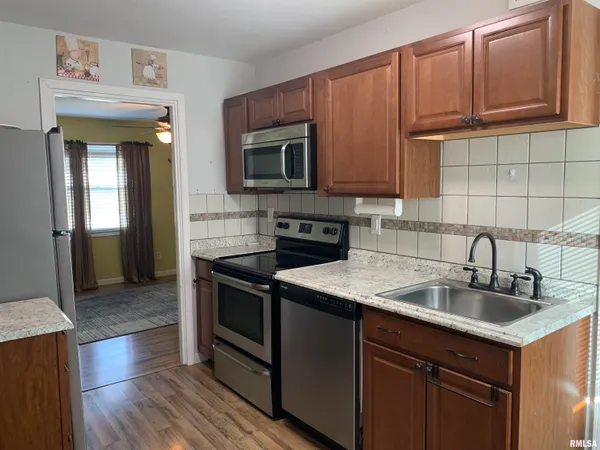 $99,000 | 1323 South 6th Street, Quincy, IL 62301