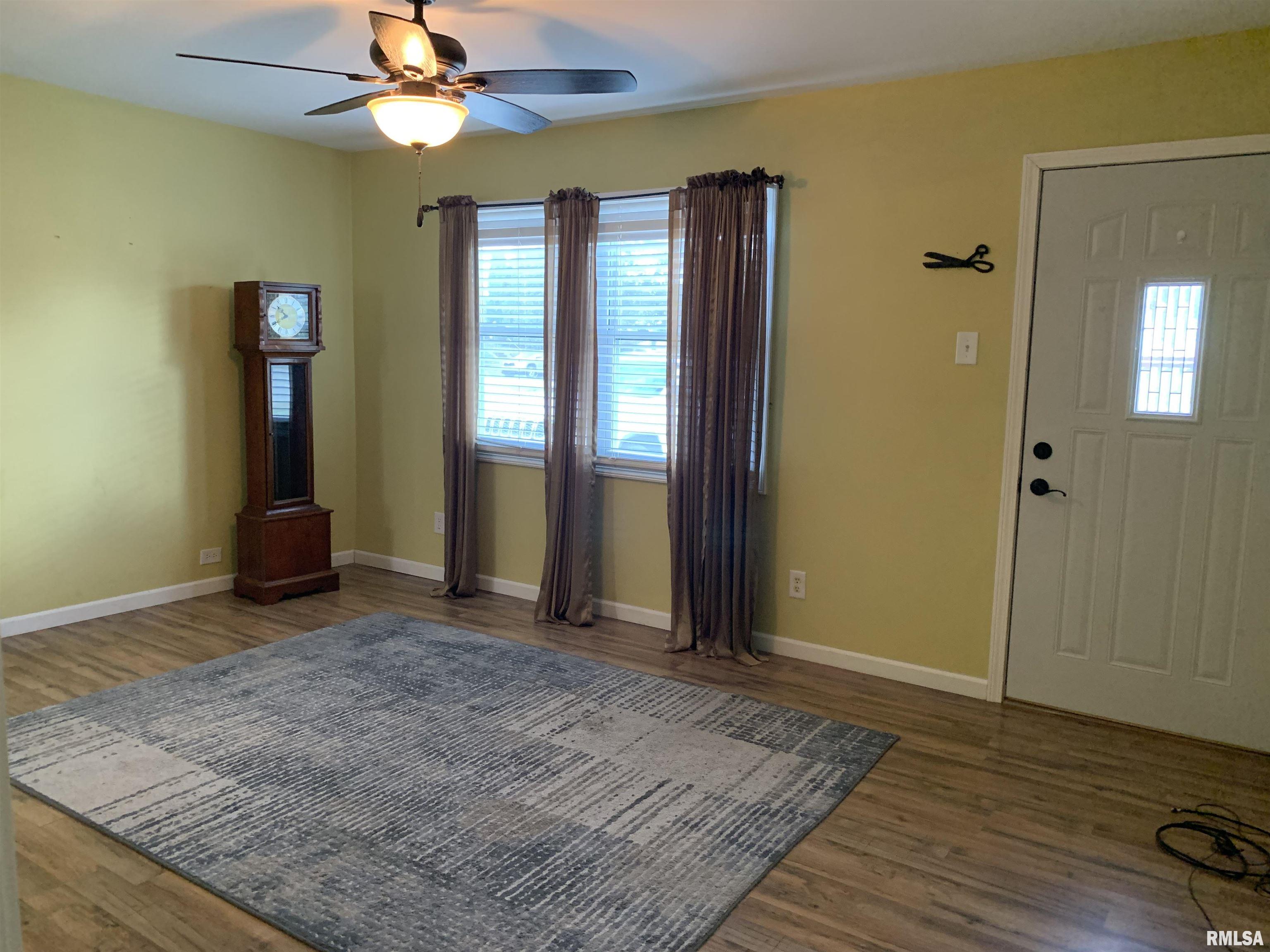 1323 South 6th Street Quincy, IL 62301 - Photo 6 of 15