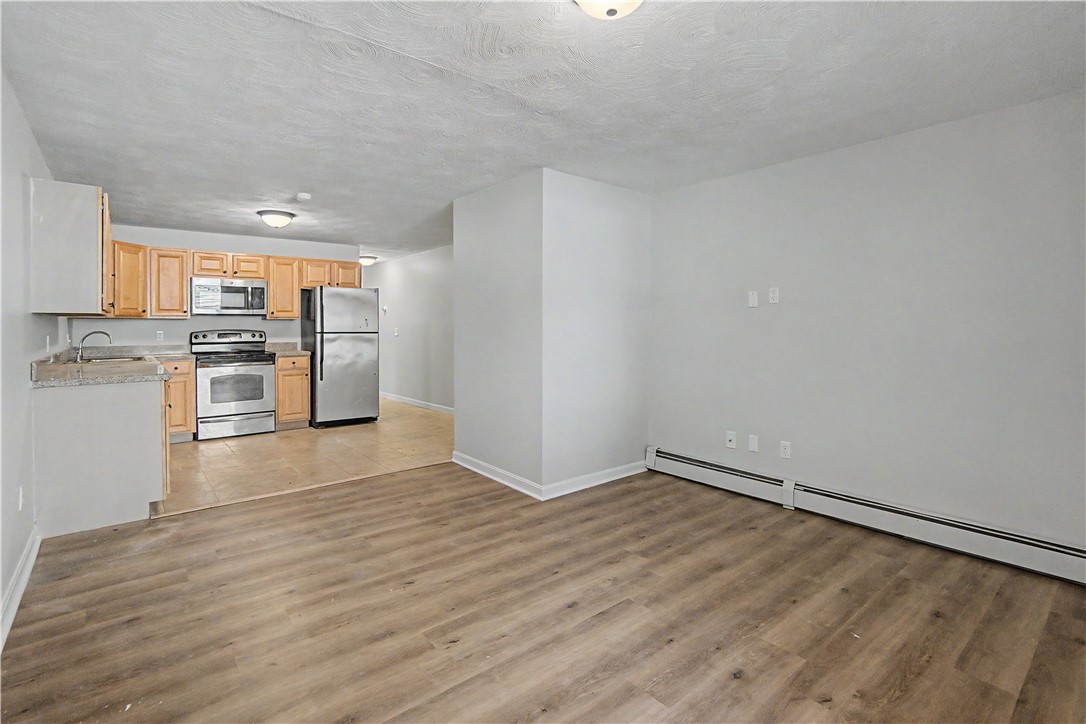 569 Smithfield Road, Unit 2 North Providence, RI 02904 - Photo 8 of 12