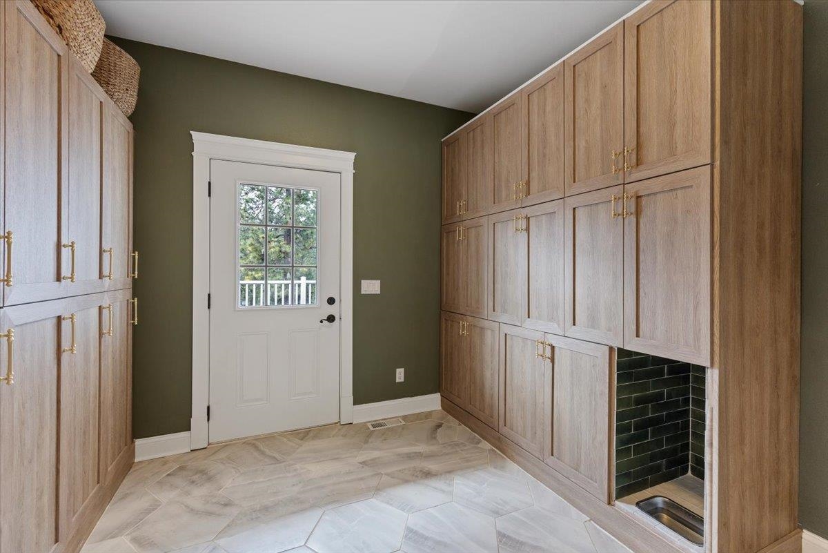 2625 South Stateline Road Liberty Lake, WA 99019 - Photo 17 of 44