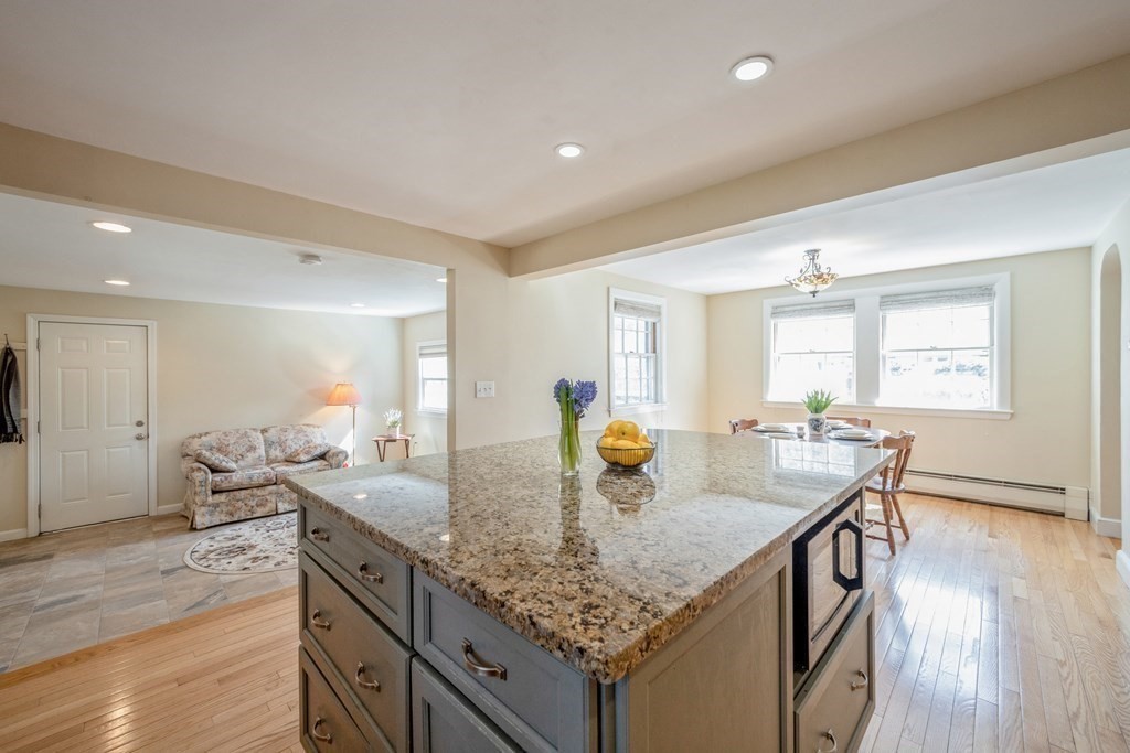 48 Quaboag Road Acton, MA 01720 - Photo 7 of 25 Gallery Image 7
