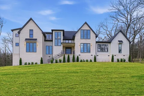 $2,599,900 | 6807 Pennywell Drive, Nashville, TN 37209