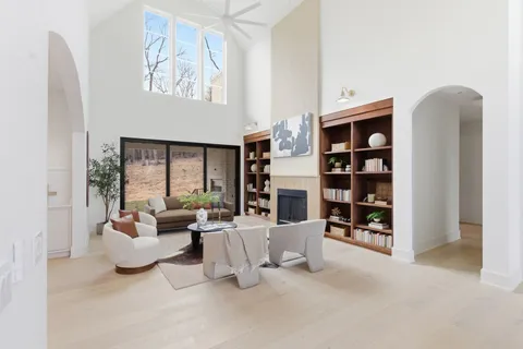 $2,599,900 | 6807 Pennywell Drive, Nashville, TN 37209