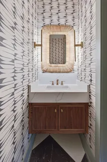 $2,599,900 | 6807 Pennywell Drive, Nashville, TN 37209