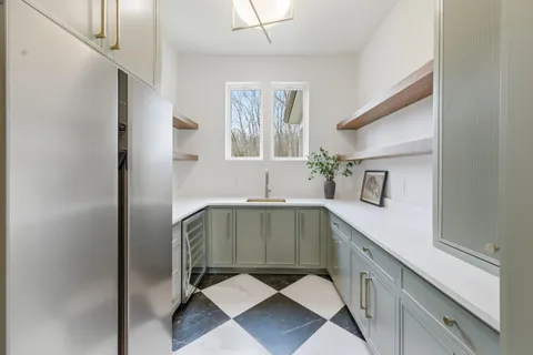 $2,599,900 | 6807 Pennywell Drive, Nashville, TN 37209