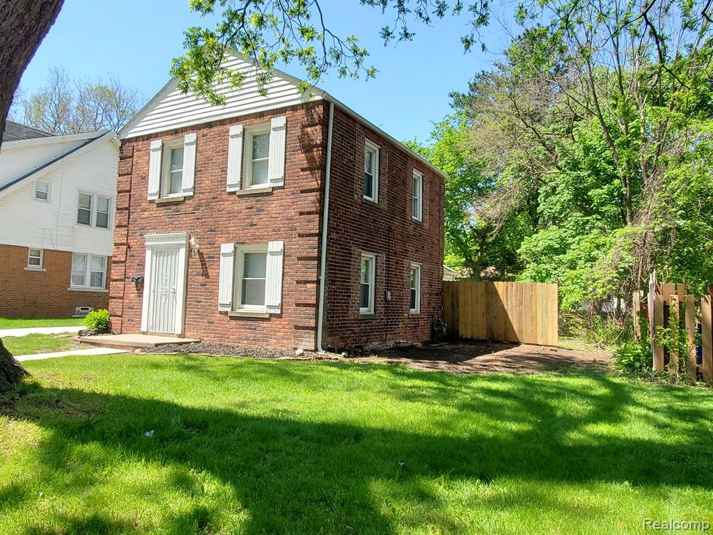 17151 Stout Street Detroit, MI 48219 - Photo 3 of 21