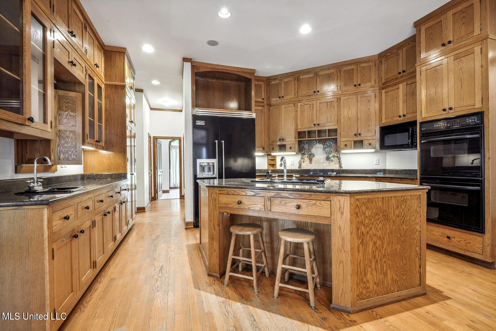 9177 Ridge Road Gulfport, MS 39503 - Photo 10 of 56 Kitchen