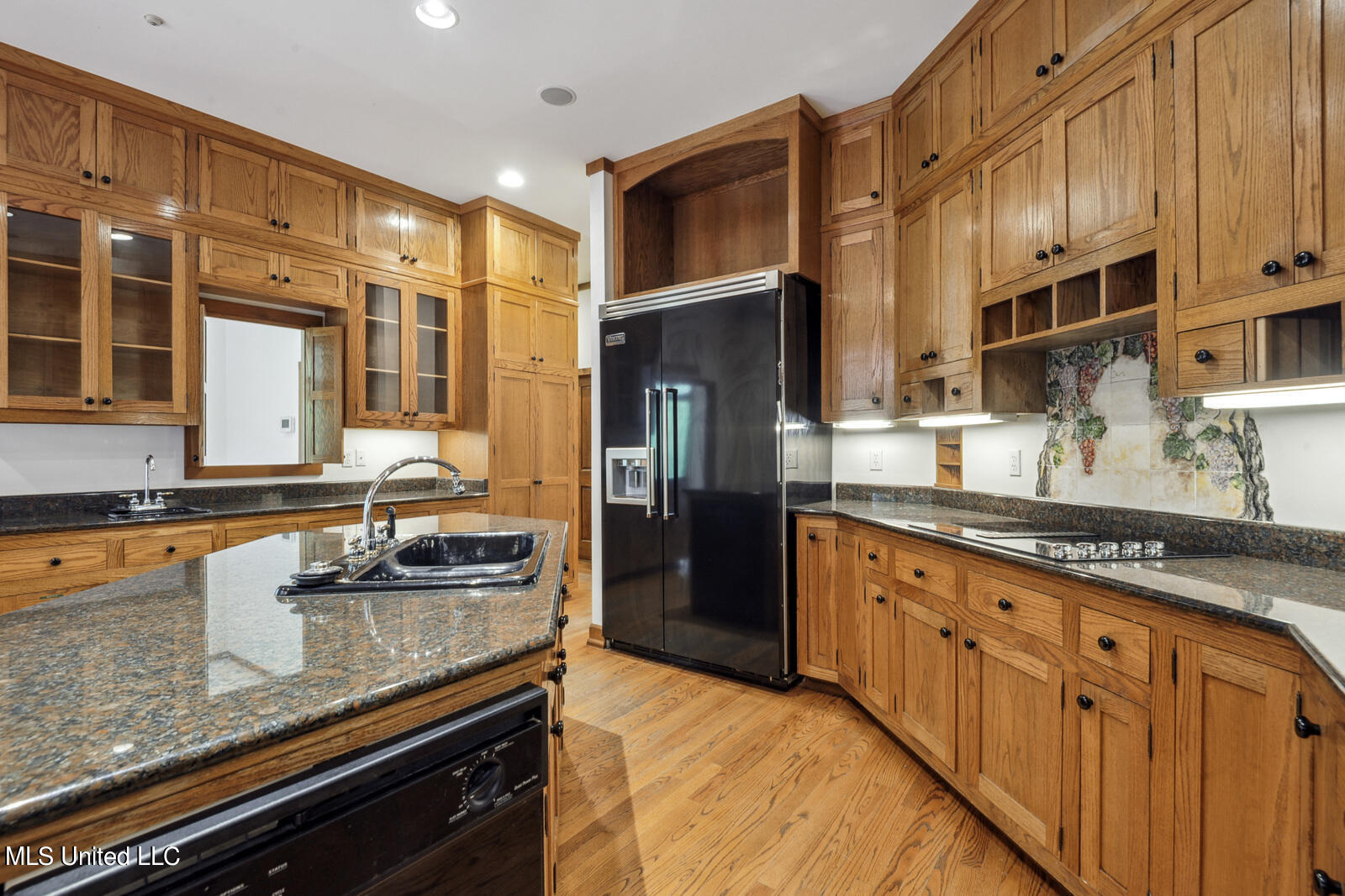 9177 Ridge Road Gulfport, MS 39503 - Photo 12 of 56 Kitchen