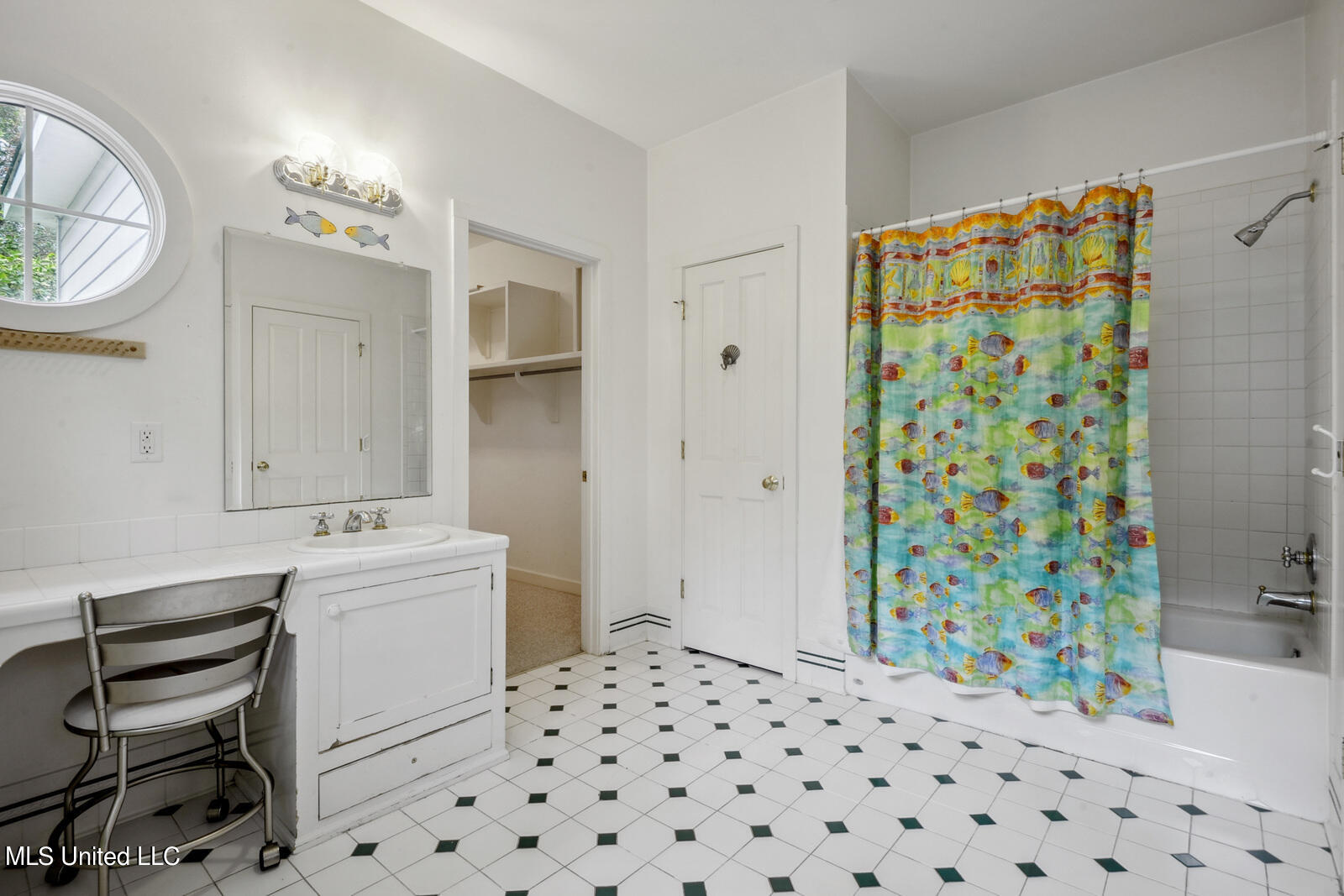 9177 Ridge Road Gulfport, MS 39503 - Photo 29 of 56 S BR's Bath