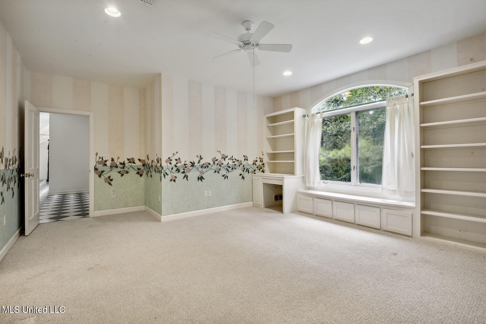 9177 Ridge Road Gulfport, MS 39503 - Photo 32 of 56 North BR