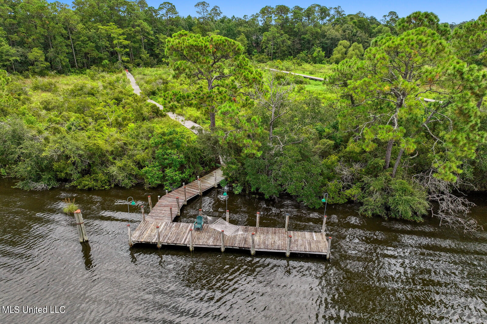 9177 Ridge Road Gulfport, MS 39503 - Photo 37 of 56 Private Pier