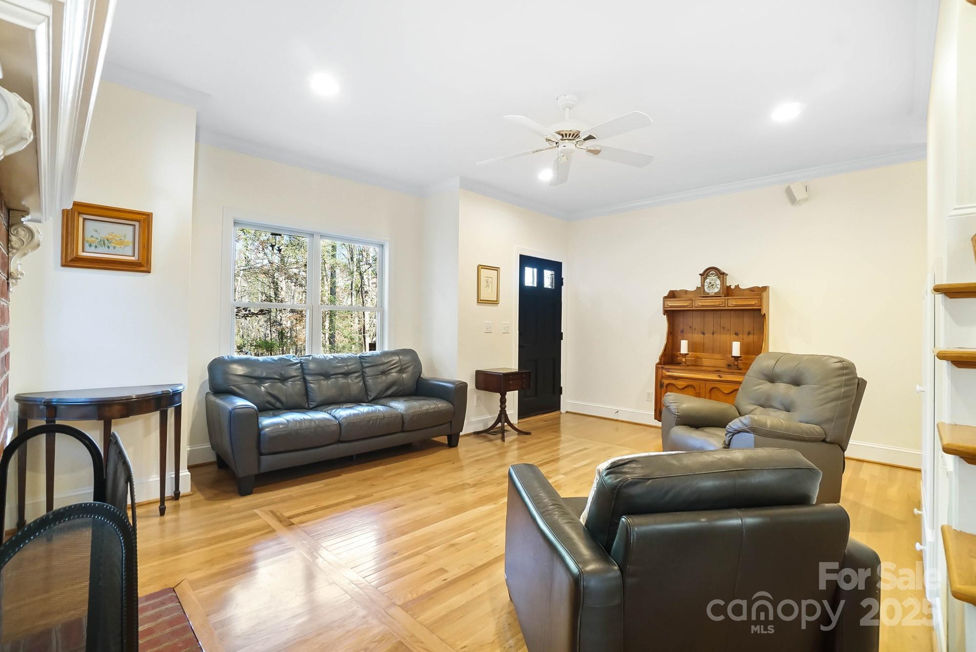 9158 Vagabond Road Charlotte, NC 28227 - Photo 12 of 48 Gallery Image 12