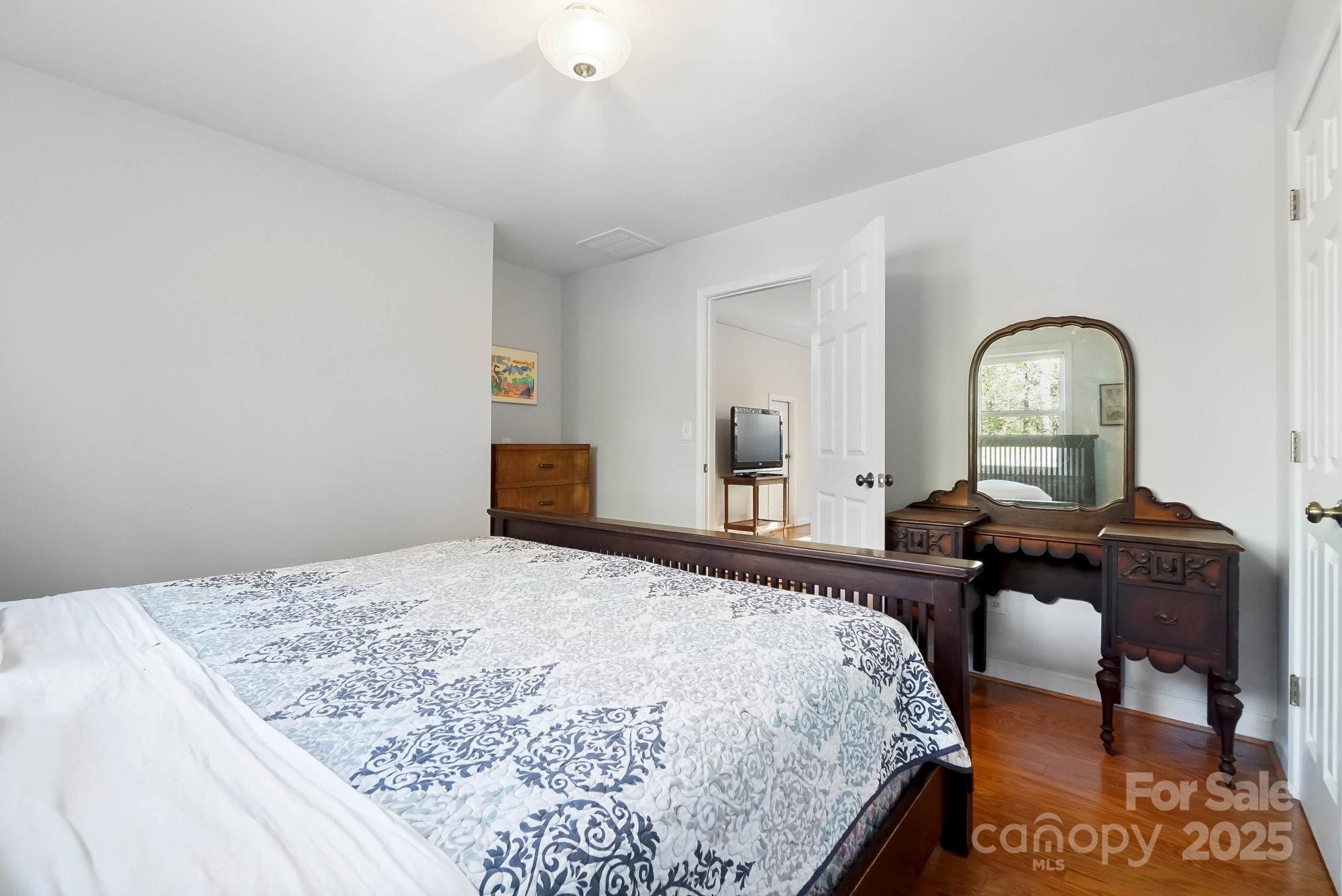 9158 Vagabond Road Charlotte, NC 28227 - Photo 39 of 48 Gallery Image 39