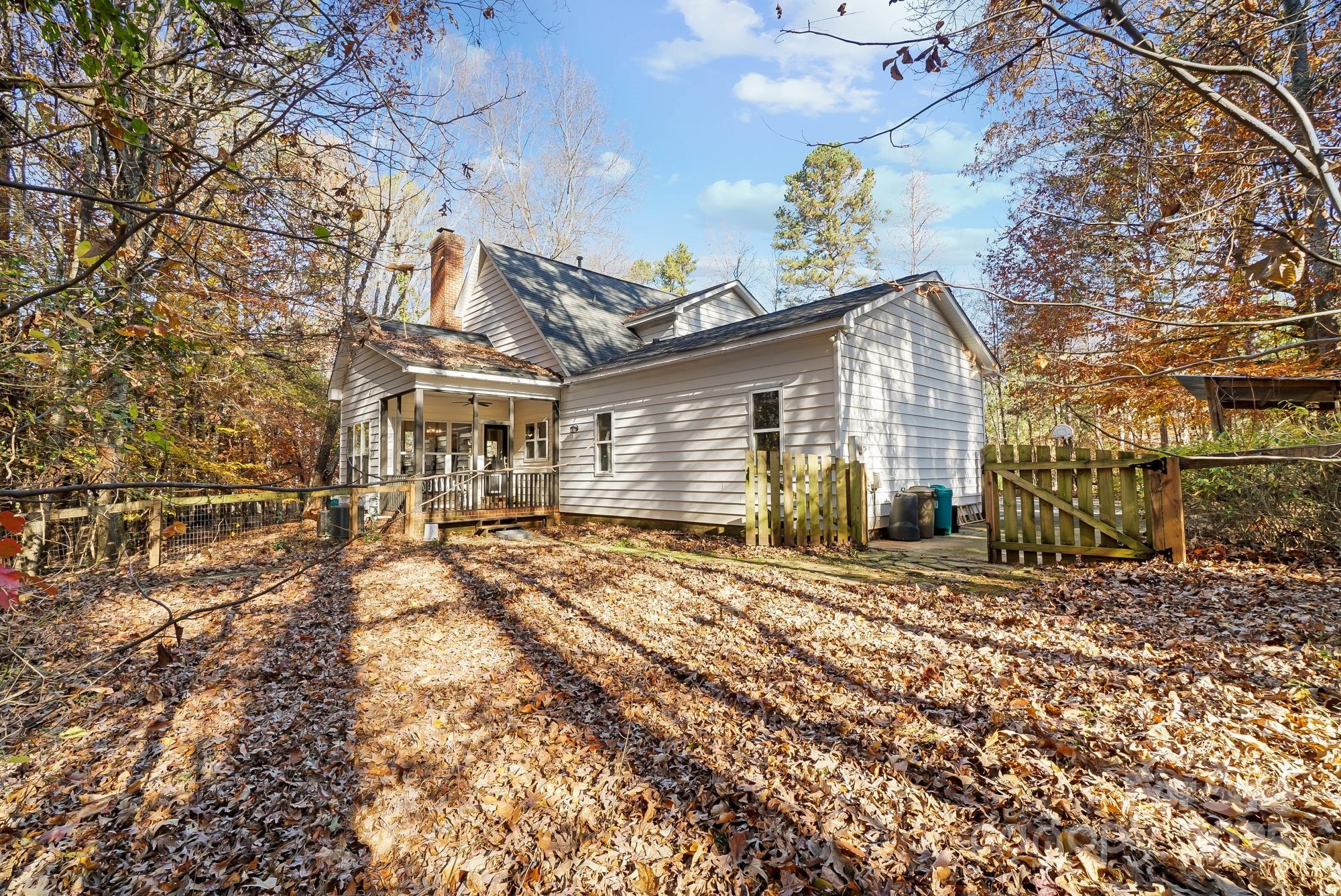 9158 Vagabond Road Charlotte, NC 28227 - Photo 46 of 48 Gallery Image 46