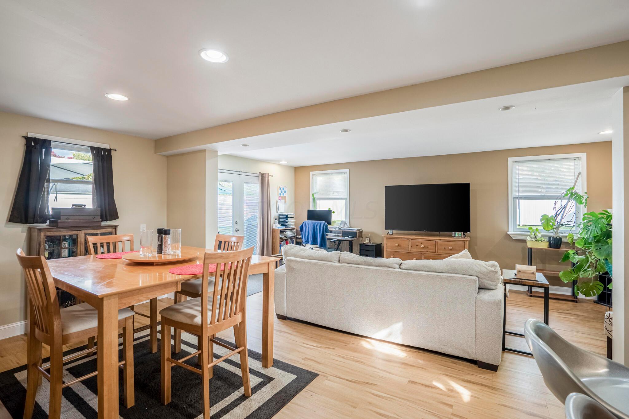 1250 South Yearling Road Columbus, OH 43227 - Photo 11 of 29 DSC08970-HDR