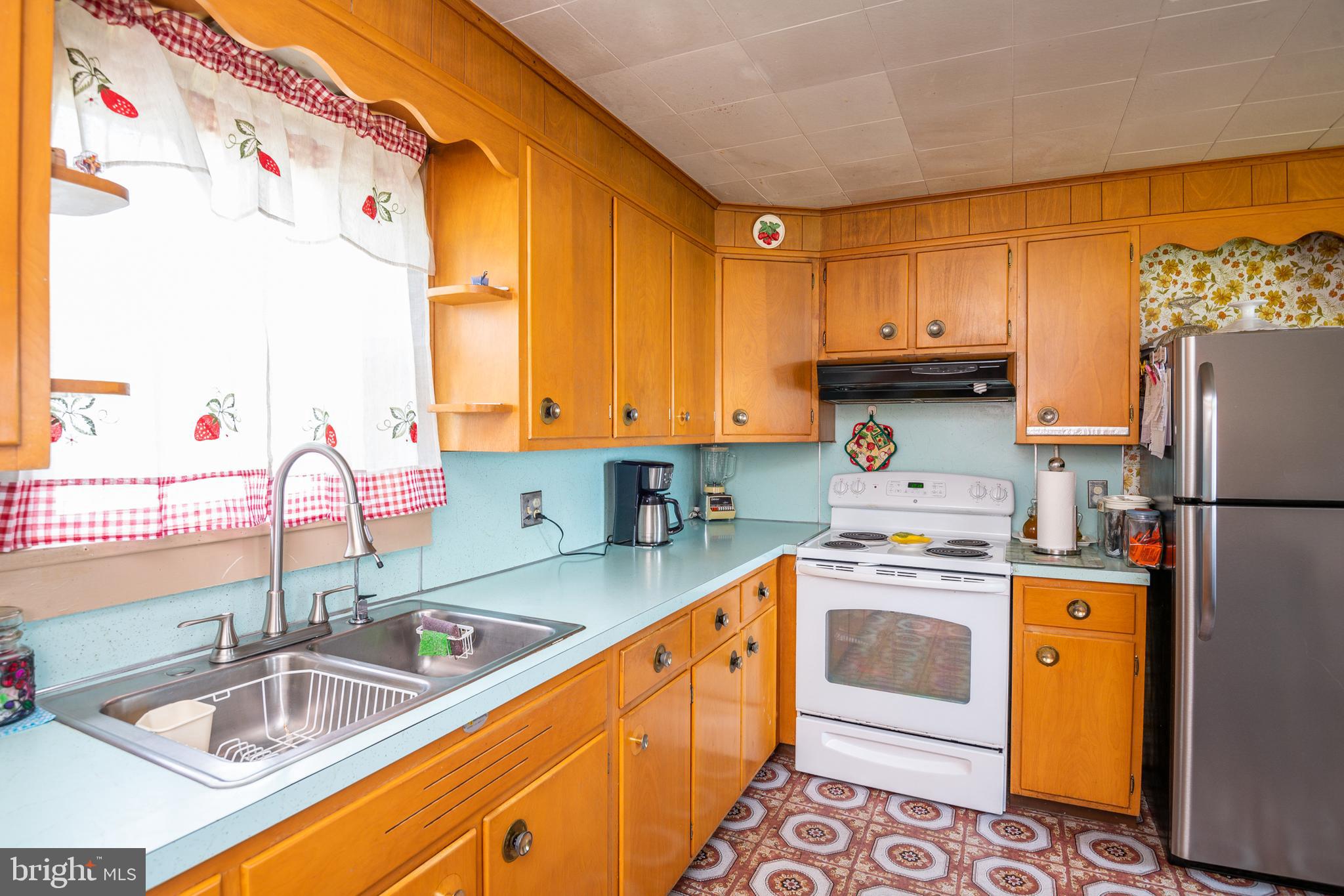 3530 Kutztown Road Reading, PA 19605 - Photo 9 of 21