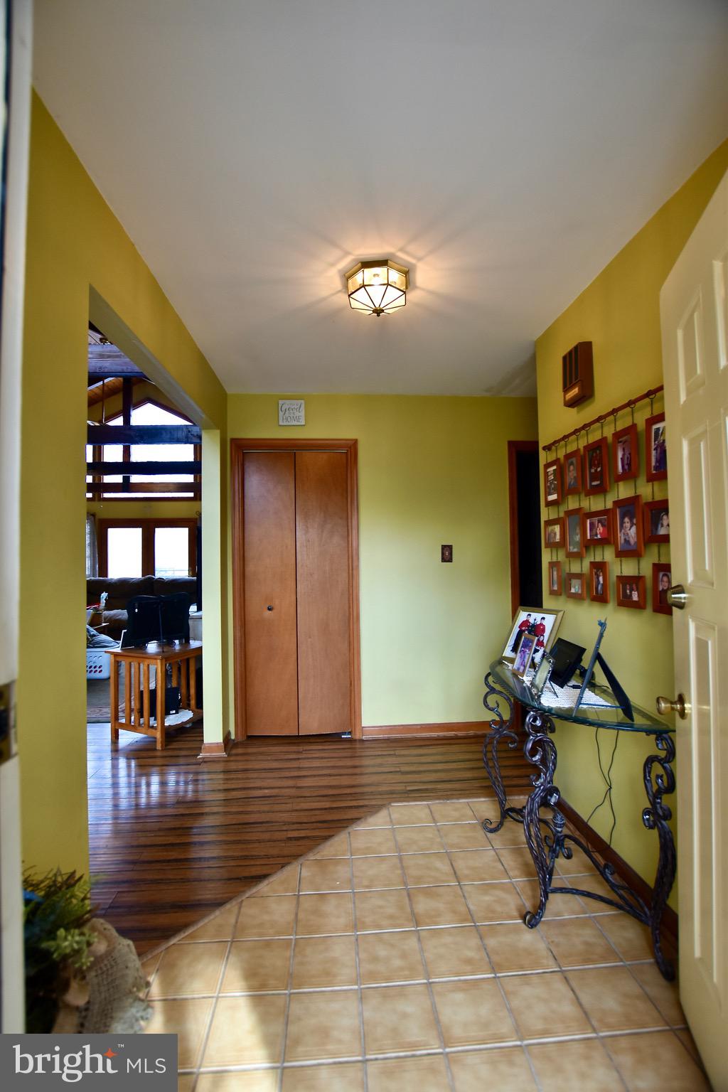 109 Hunter Drive Newfield, NJ 08344 - Photo 10 of 36 Bright Foyer