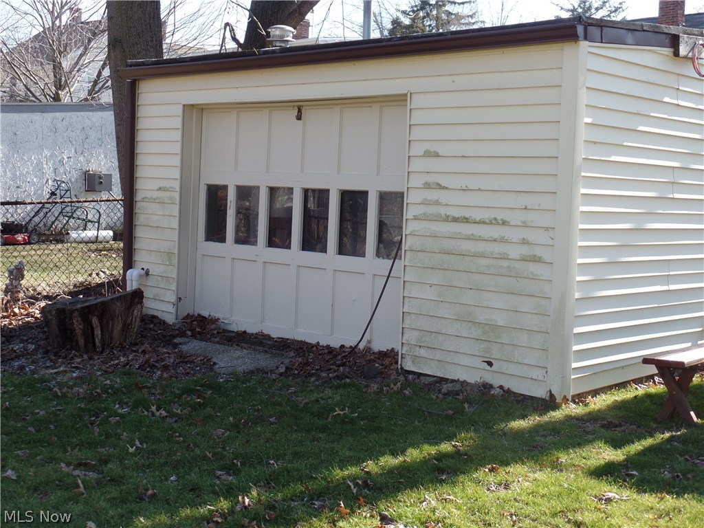 1818 Keystone Road Cleveland, OH 44134 - Photo 35 of 35