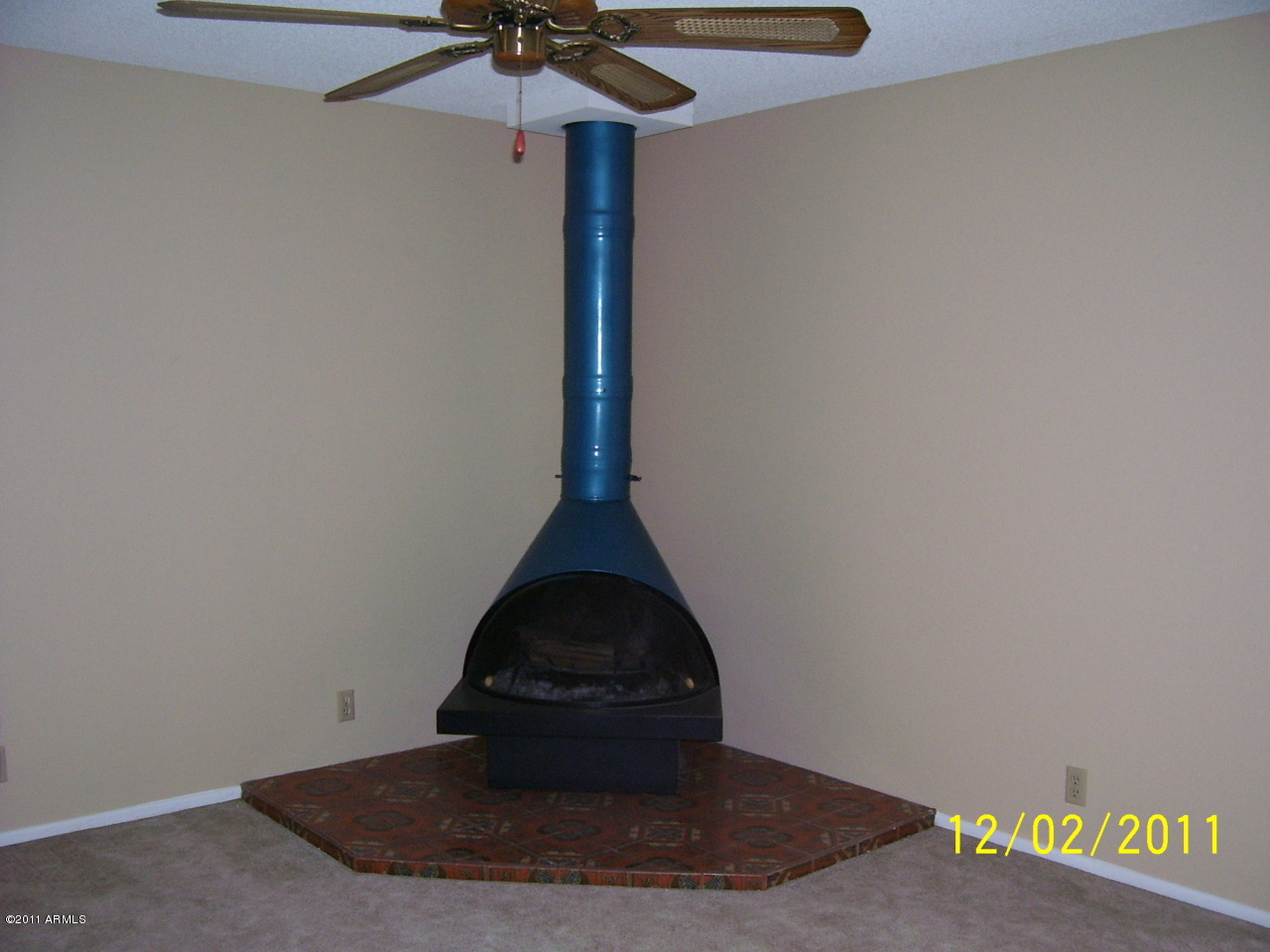 501 South Racine Mesa, AZ 85206 - Photo 10 of 19 free standing fireplace