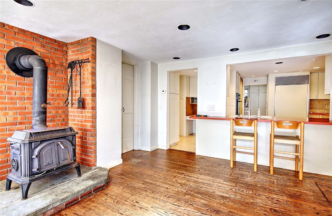 41 Wingate Road Providence, RI 02906 - Photo 21 of 48 Gallery Image 21