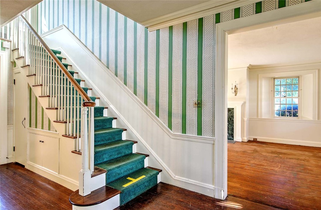 41 Wingate Road Providence, RI 02906 - Photo 23 of 48 Gallery Image 23