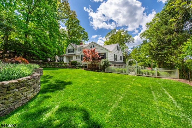 85 Athens Road Short Hills, NJ 07078 - Photo 25 of 27