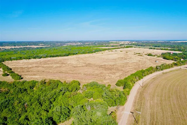 a view of an ocean beach