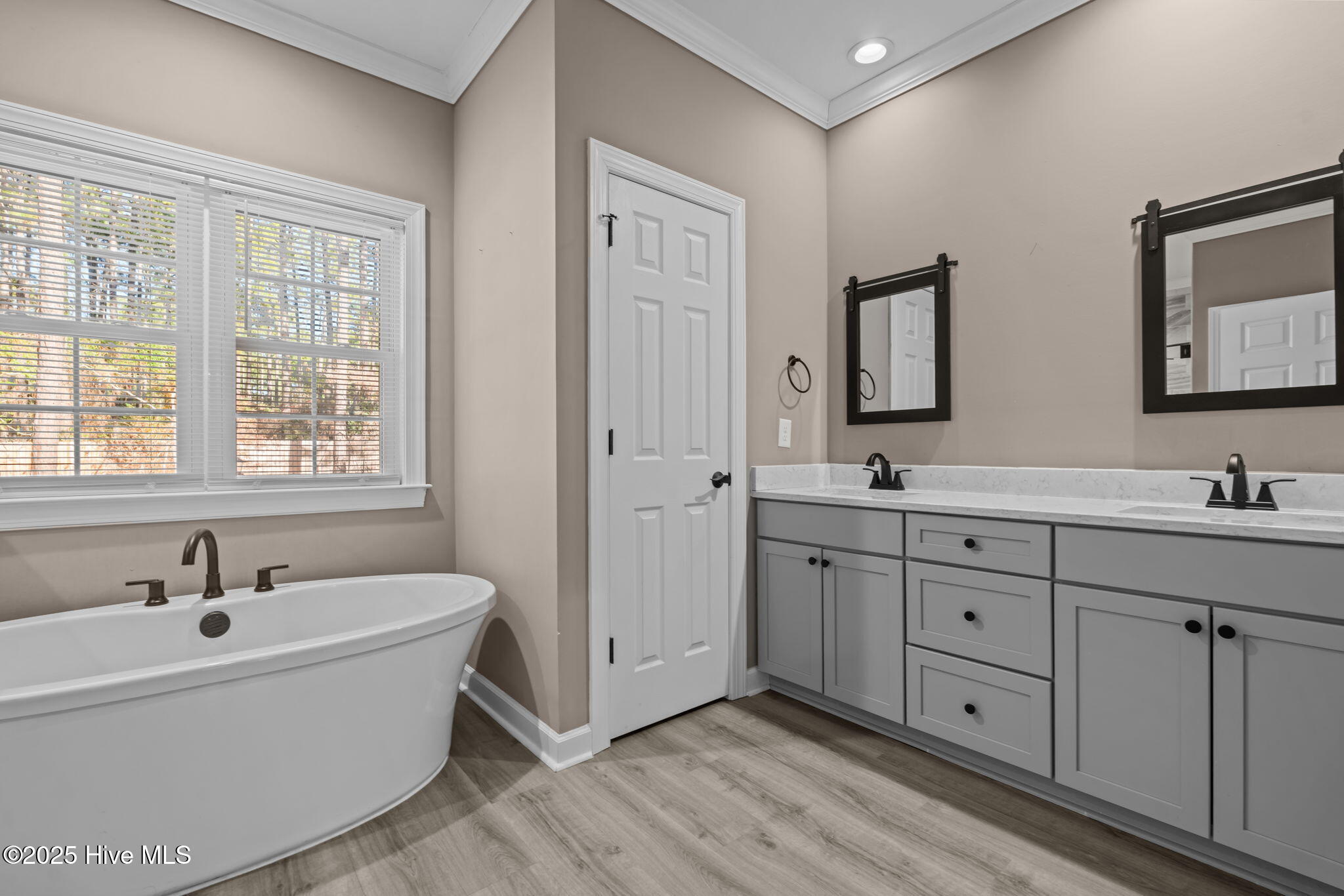 604 Wildwood Road Aberdeen, NC 28315 - Photo 21 of 38 Soaking Tub