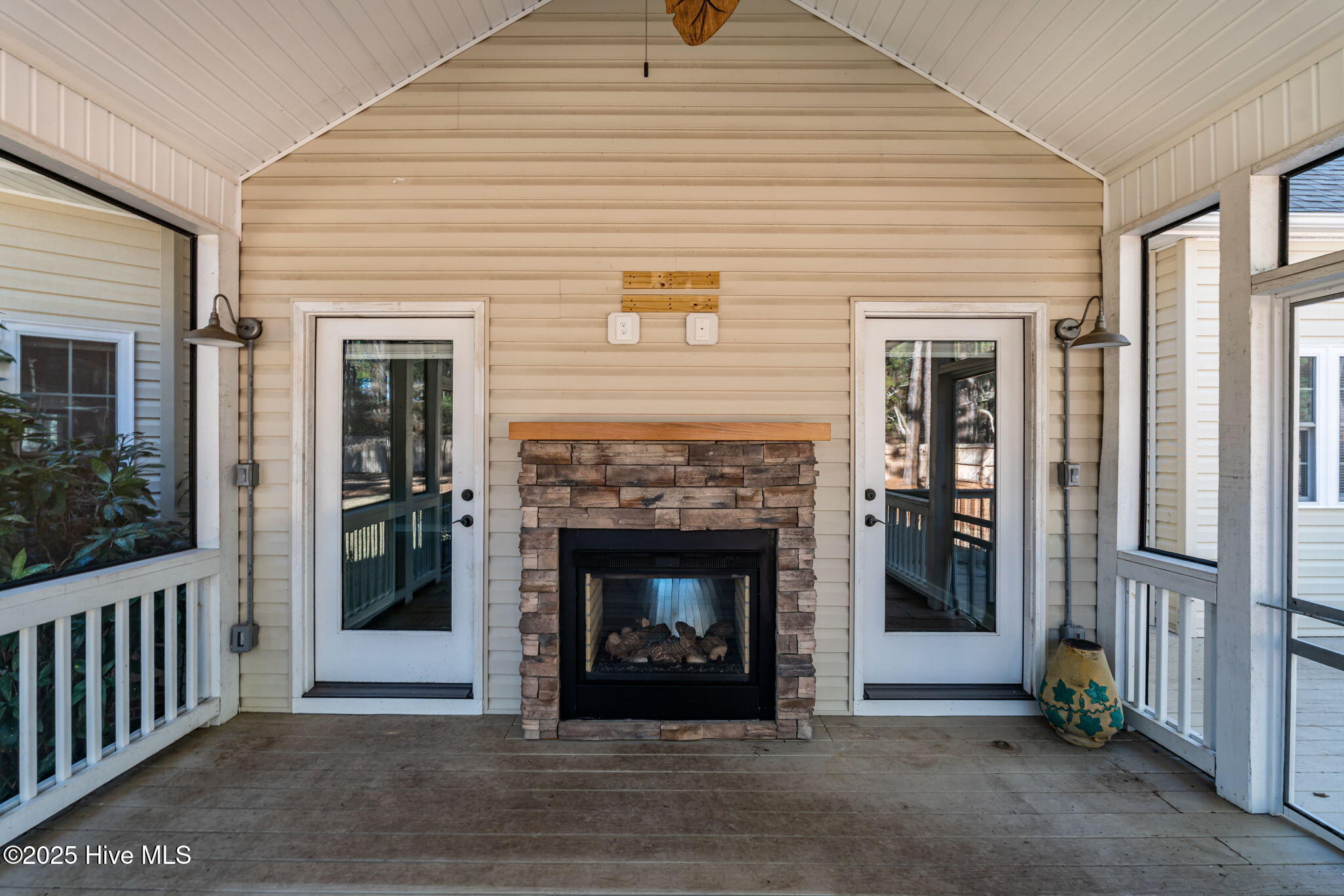 604 Wildwood Road Aberdeen, NC 28315 - Photo 29 of 38 Porch