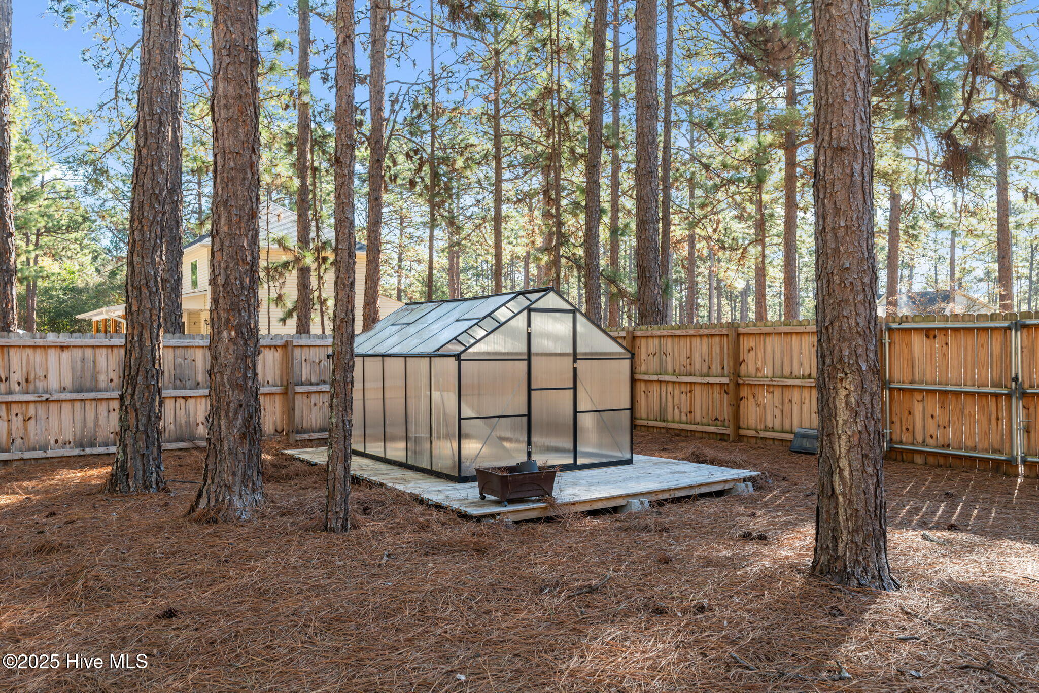 604 Wildwood Road Aberdeen, NC 28315 - Photo 34 of 38 Greenhouse