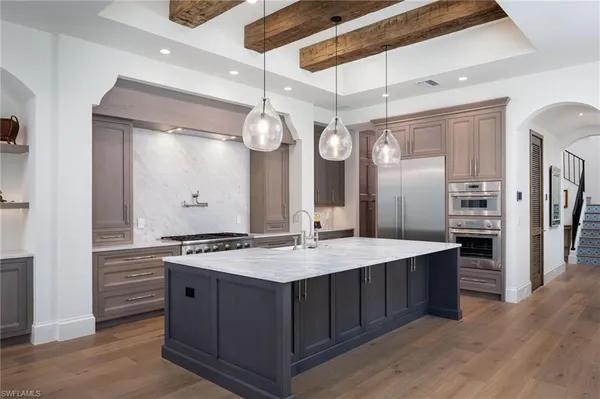 $11,295,000 | 50 Mahogany Drive, Naples, FL 34108