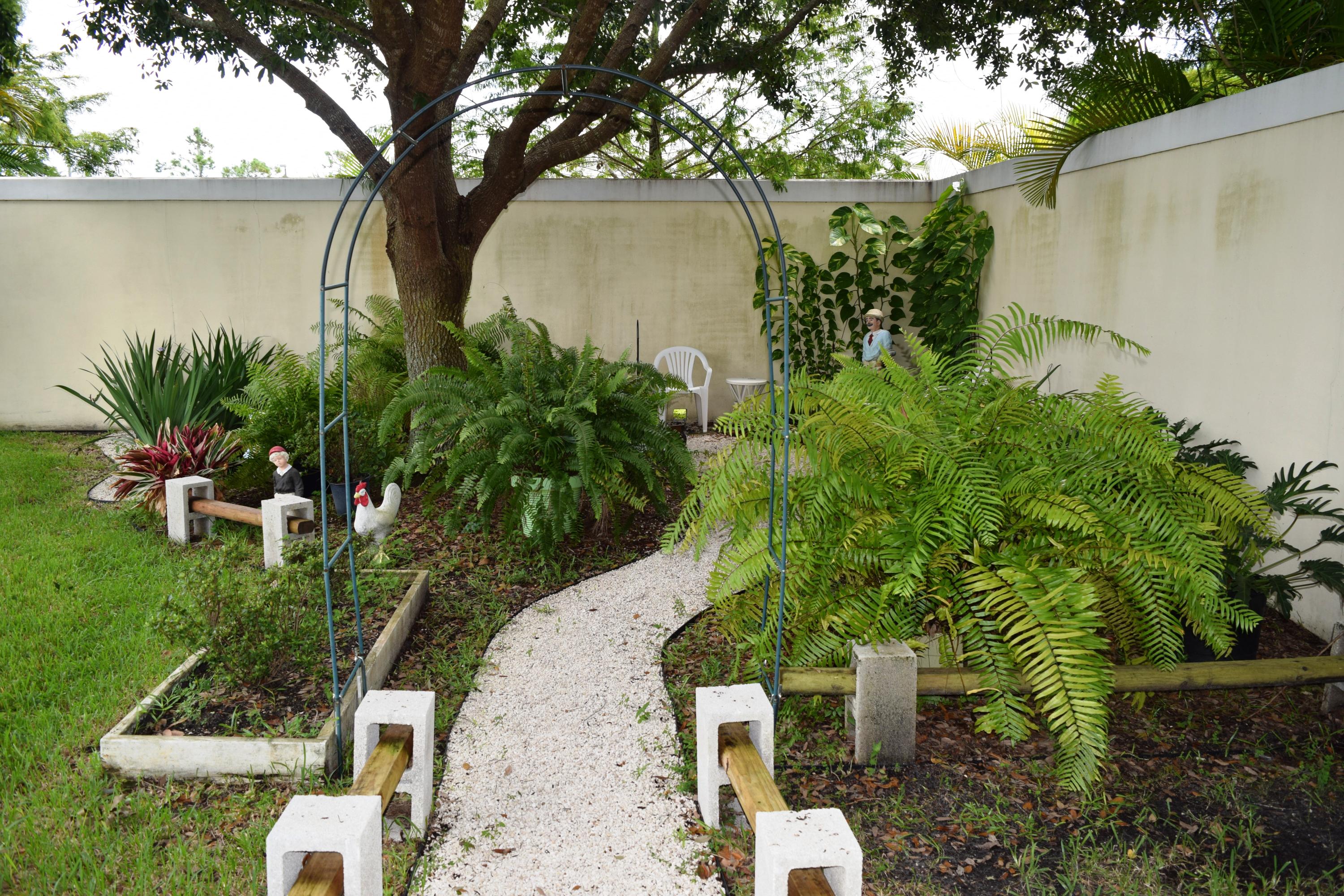 920 Southwest McCall Road Port St. Lucie, FL 34953 - Photo 20 of 20 DSC_0036