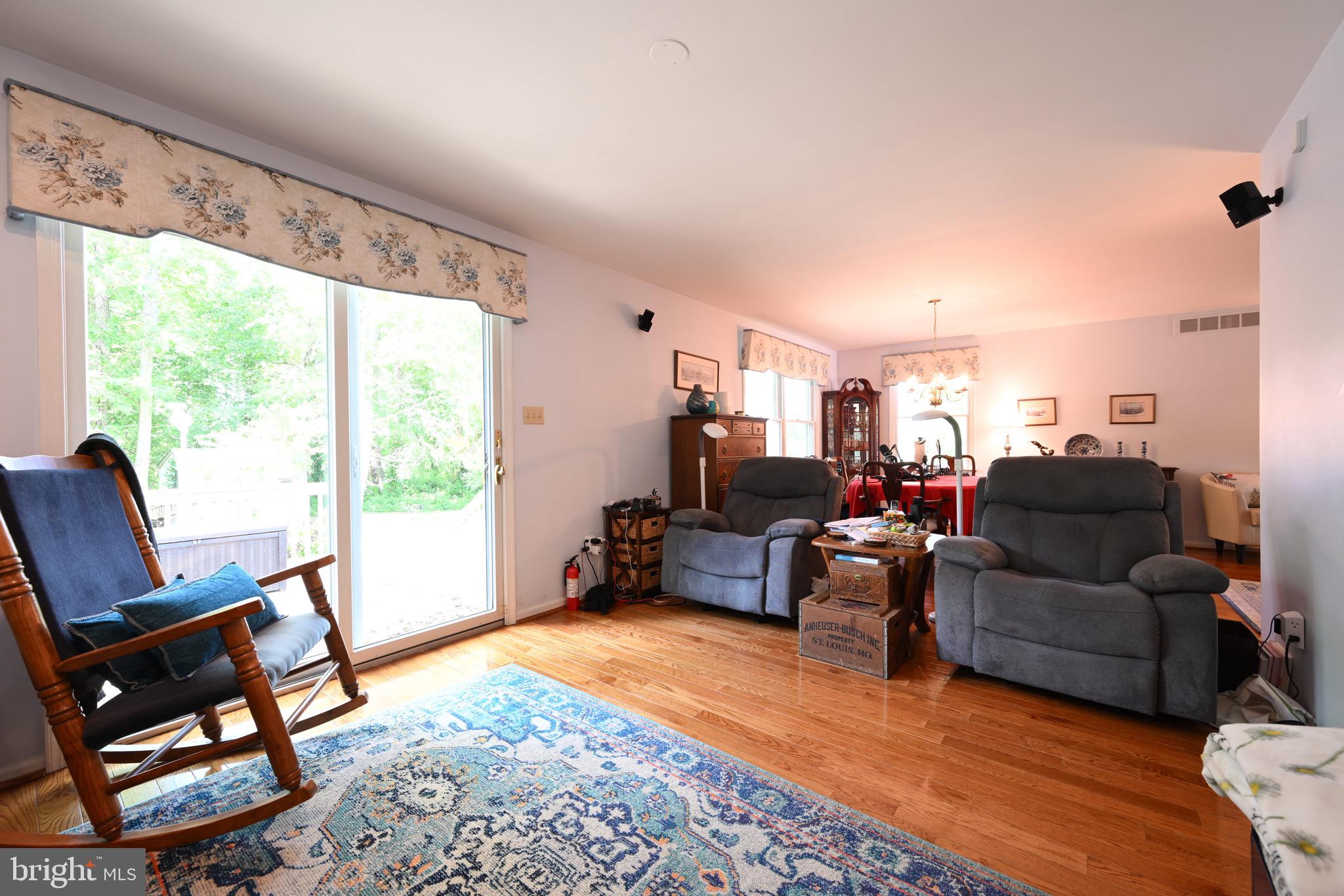 111 Jason Court Delran, NJ 08075 - Photo 5 of 15