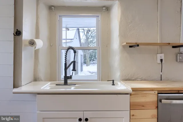 $310,000 | 561 Marticville Road, Pequea, PA 17565