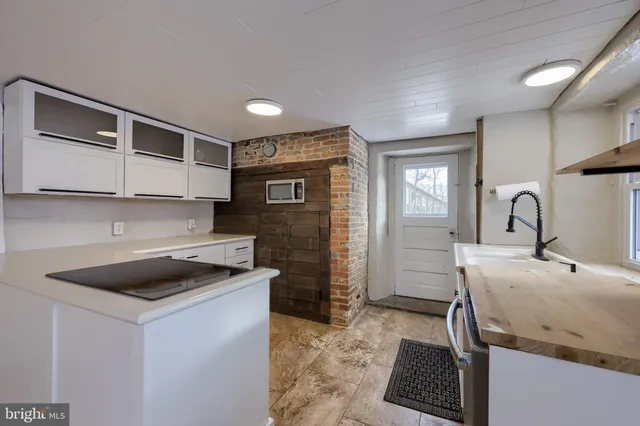 $310,000 | 561 Marticville Road, Pequea, PA 17565