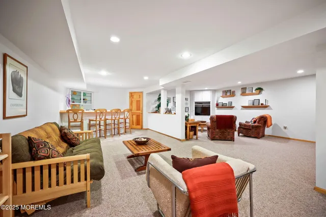 $1,299,000 | 4 Forest Court, Morganville, NJ 07751