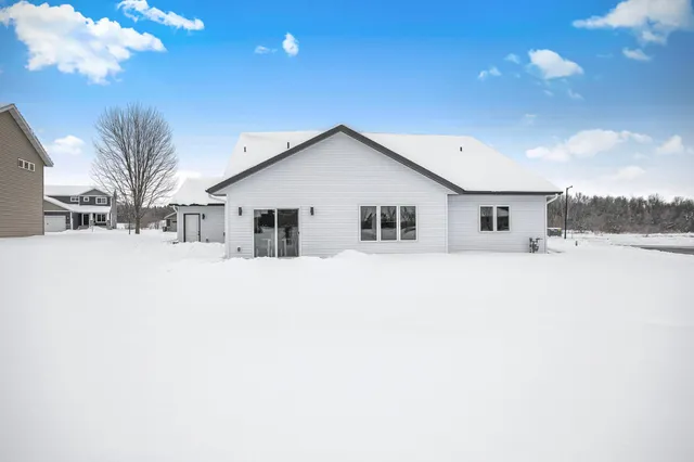$487,000 | 1303 Iris Lane East, St. Joseph, MN 56374